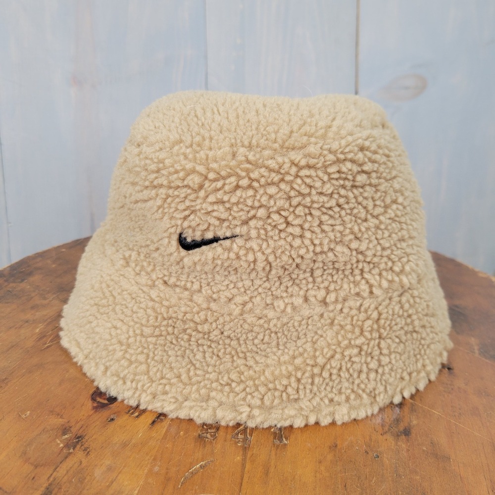 Nike Bucket Hat Unisex M/L Brown Tan Reversible Sherpa Fleece Faux Fur HO22 CCV
